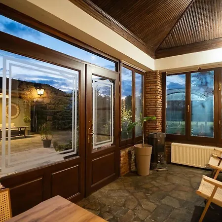 Elia Chaidemeni * Tríkala